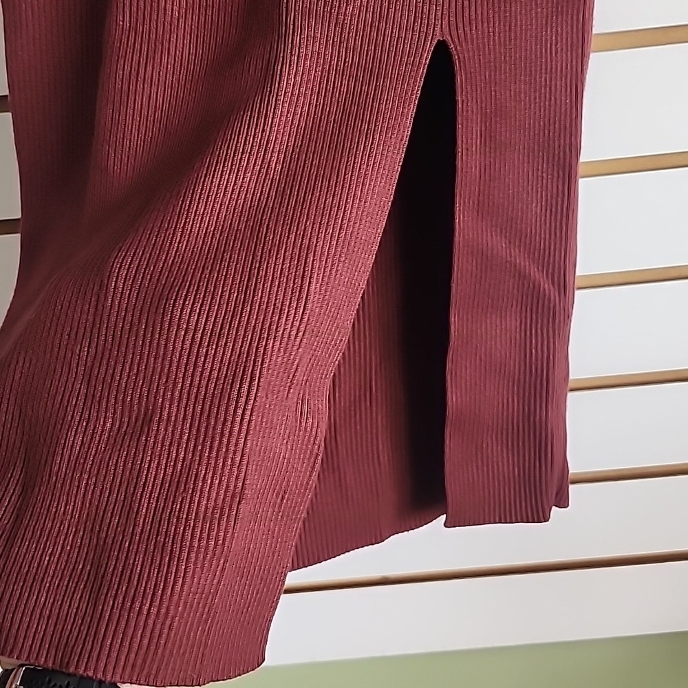 A&F Ribbed Skirt Small - Picture 2 of 4